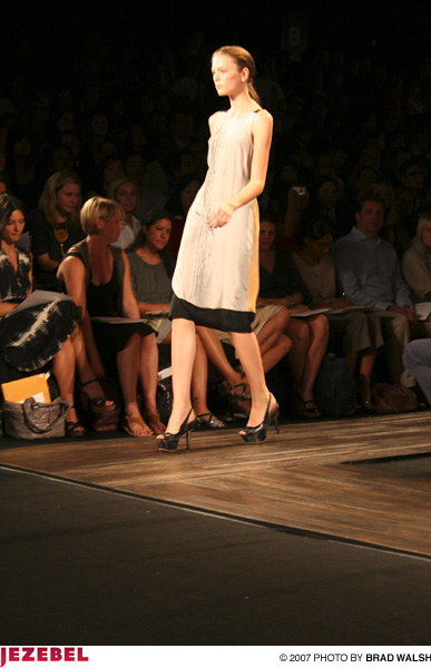 Illustration for article titled Max Azria Spring/Summer '09 Show & Scene
